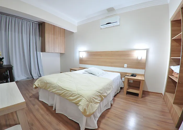 Turis Hotel